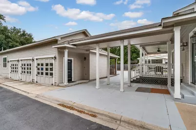 911 Farm Street, Bastrop, TX 78602 - Photo 37