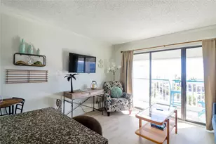 6102 Seawall Blvd, Galveston, TX 77551 - Photo 9