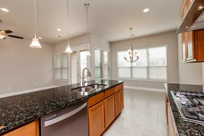 4747 Collins Street, Round Rock, TX 78681 - Photo 9