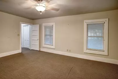 602 Mills Street, Smithville, TX 78957 - Photo 15