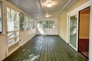 602 Mills St, Smithville, TX 78957 - Photo 23