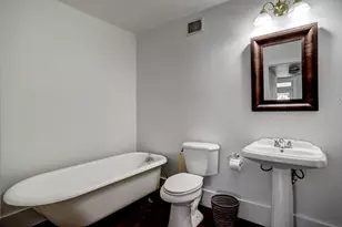 602 Mills St, Smithville, TX 78957 - Photo 19