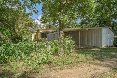 602 Mills Street, Smithville, TX 78957 - Photo 35