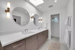 24710 Fossil Trail, Spicewood, TX 78669 - Photo 17