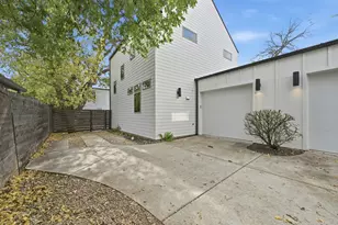 2811 Garwood St, Austin, TX 78702 - Photo 23