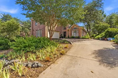 10505 Grand Oak Circle, Austin, TX 78750 - Photo 1
