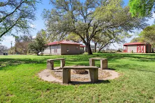 312 Gerald Dr, Blanco, TX 78606 - Photo 19