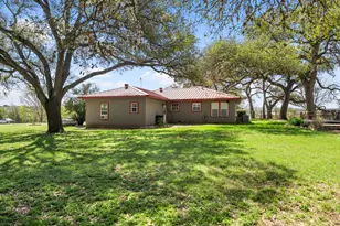 312 Gerald Dr, Blanco, TX 78606 - Photo 3