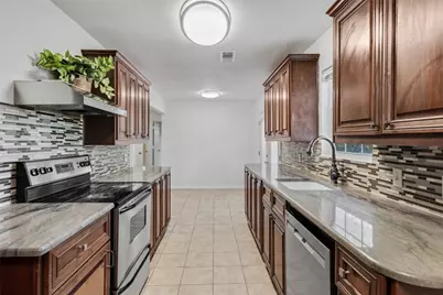 713 Jim Bowie Drive, Spicewood, TX 78669 - Photo 5