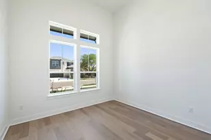325 San Saba Dr, Buda, TX 78610 - Photo 3