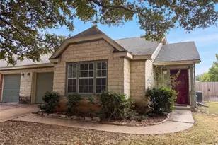 172 Prairie Springs Loop, Georgetown, TX 78626 - Photo 5