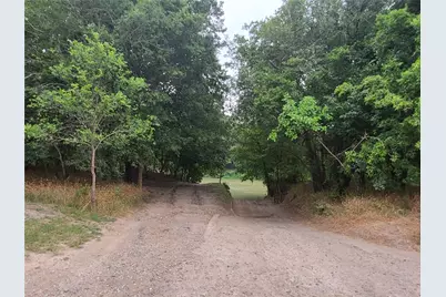 446 Riverside Drive, Bastrop, TX 78602 - Photo 9