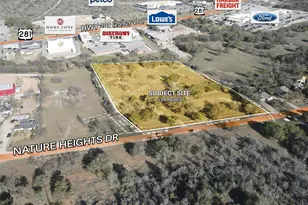 569 W Oak Ridge Dr, Marble Falls, TX 78654 - Photo 5