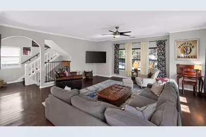 1911 Stoneridge Road, Austin, TX 78746 - Photo 7