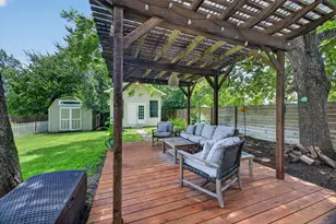 1104 E Liberty Ave, Round Rock, TX 78664 - Photo 29