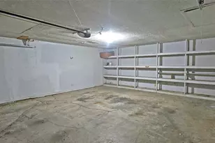 8801 Merion Cir, Austin, TX 78754 - Photo 15