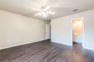 8712 Dittmar Oaks Dr, Austin, TX 78748 - Photo 19