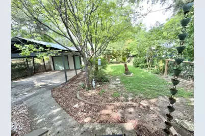 605 Texas Avenue, Austin, TX 78705 - Photo 13