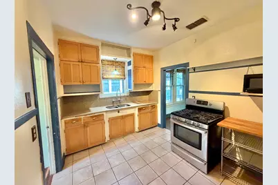 605 Texas Avenue, Austin, TX 78705 - Photo 9