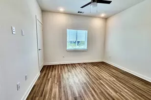 4802 S Congress Ave, Austin, TX 78745 - Photo 13