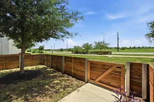 9015 Cattle Baron Path, Austin, TX 78747 - Photo 5