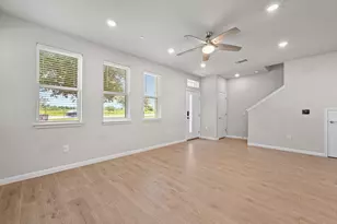 9015 Cattle Baron Path, Austin, TX 78747 - Photo 9