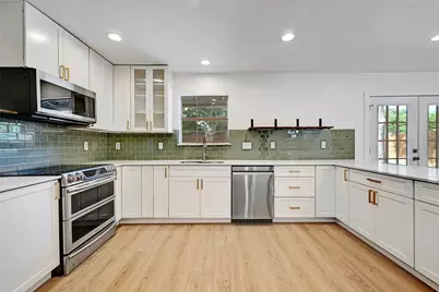 2604 Berkett Drive, Austin, TX 78745 - Photo 7