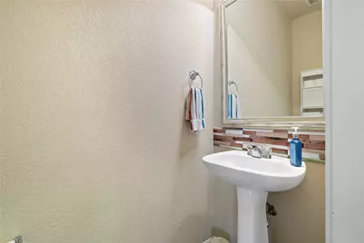 326 Comal Run, Hutto, TX 78634 - Photo 15