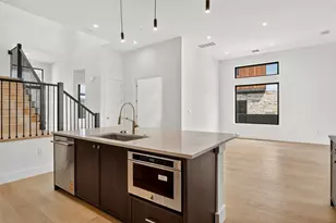 10105 Milky Way Dr, Austin, TX 78730 - Photo 17