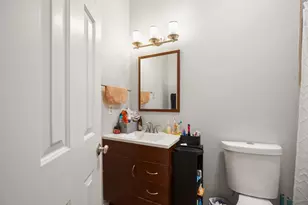 915 W 23rd St, Austin, TX 78705 - Photo 15