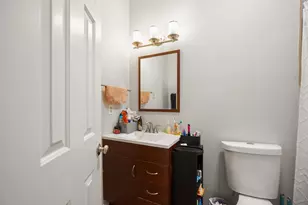 915 W 23rd St, Austin, TX 78705 - Photo 15