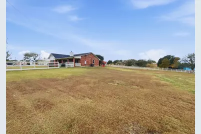 2770 Trey Lane, Brenham, TX 77833 - Photo 17