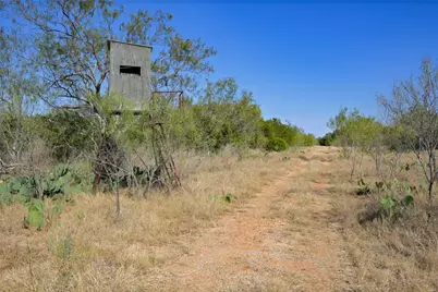 1033 Flying X Road, Spicewood, TX 78669 - Photo 23