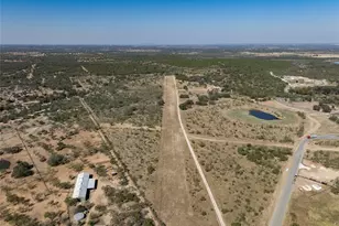 1033 Flying X Rd, Spicewood, TX 78669 - Photo 5