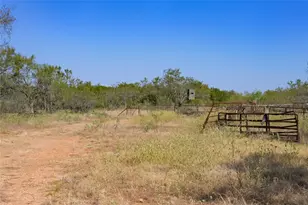 1033 Flying X Rd, Spicewood, TX 78669 - Photo 13