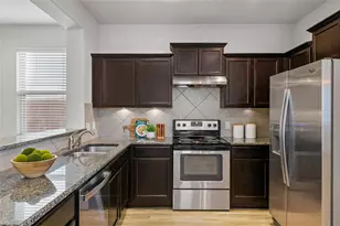5917 Red Bud Ridge Ln, Austin, TX 78744 - Photo 9