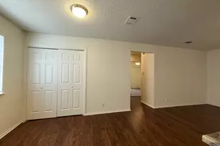 5501 Rose Hill Cir, Austin, TX 78745 - Photo 9