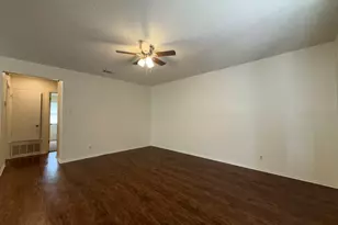 5501 Rose Hill Cir, Austin, TX 78745 - Photo 3