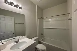 1801 Th Johnson, Taylor, TX 76574 - Photo 9