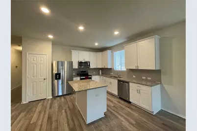 1801 Th Johnson, Taylor, TX 76574 - Photo 3