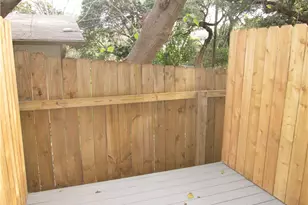 513 S Park Dr, Austin, TX 78704 - Photo 15