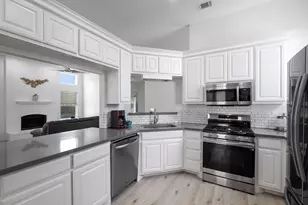 2208 Mimosa Trail, Round Rock, TX 78664 - Photo 9