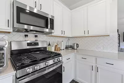 12413 Ostrich Trail, Manor, TX 78653 - Photo 11