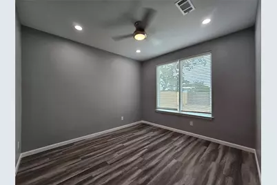 173 Chickasaw, Smithville, TX 78957 - Photo 11