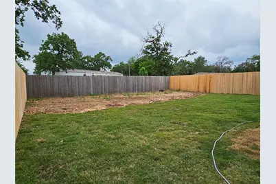 173 Chickasaw, Smithville, TX 78957 - Photo 25