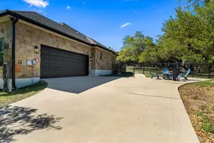 10621 W Cave Loop, Dripping Springs, TX 78620 - Photo 35