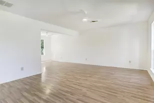 12022 Cherie Dr, Austin, TX 78758 - Photo 3