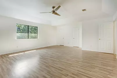 12022 Cherie Drive, Austin, TX 78758 - Photo 9