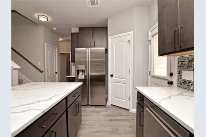 2005 Garretts Way, Manchaca, TX 78652 - Photo 3