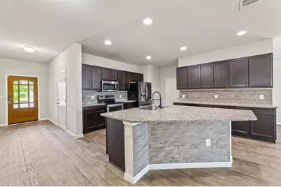 117 Freedom Park Avenue, Liberty Hill, TX 78642 - Photo 5